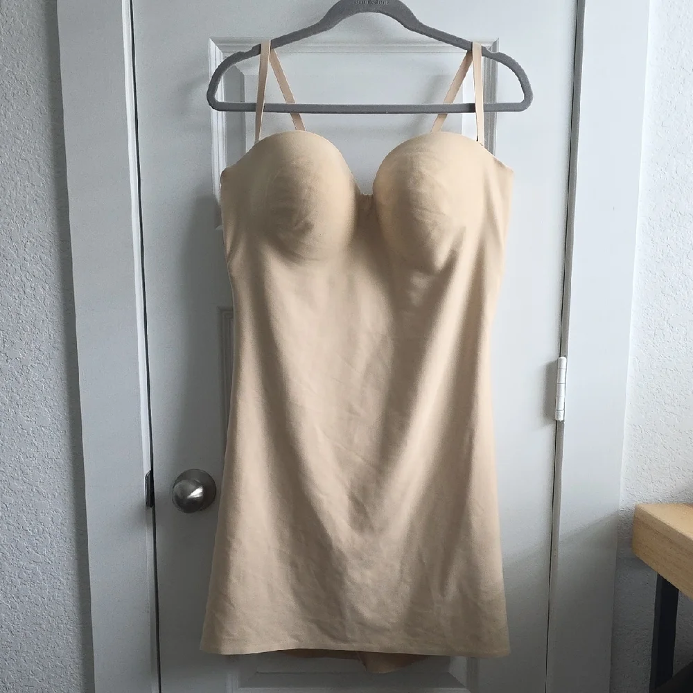 SKIMS Body Molded Underwire Slip Sand 3X #47 🦆